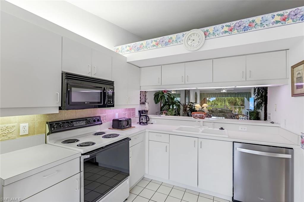 2420 Hidden Lake DR # 1006, NAPLES Unit: 1006