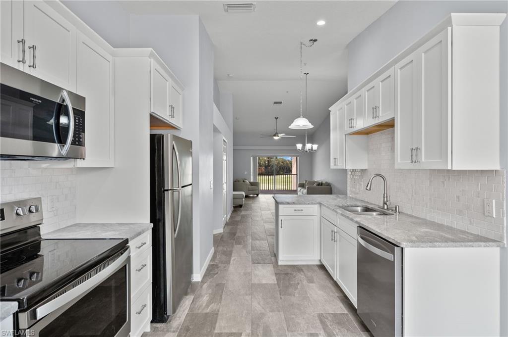 9720 Rosewood Pointe CT # 201