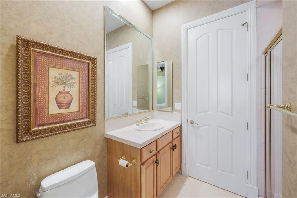 22949 Shady Knoll DR