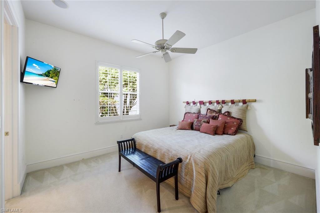 22949 Shady Knoll DR