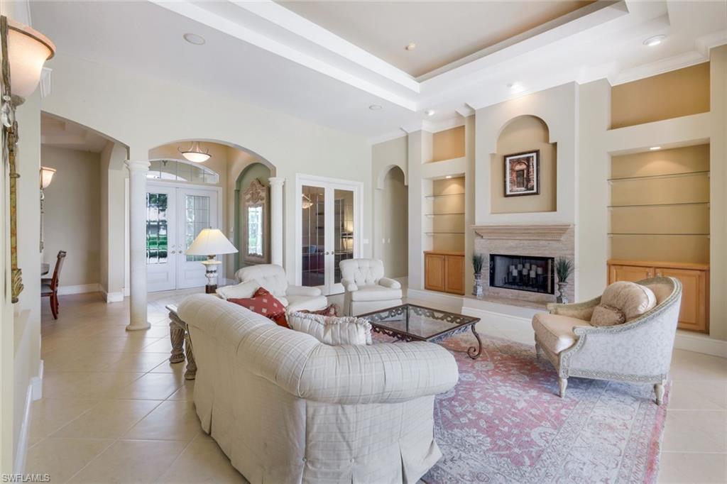 22949 Shady Knoll DR