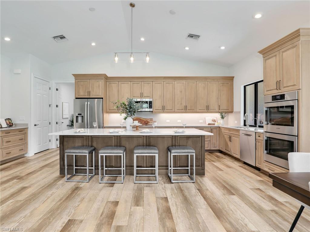 4445 5th AVE SW