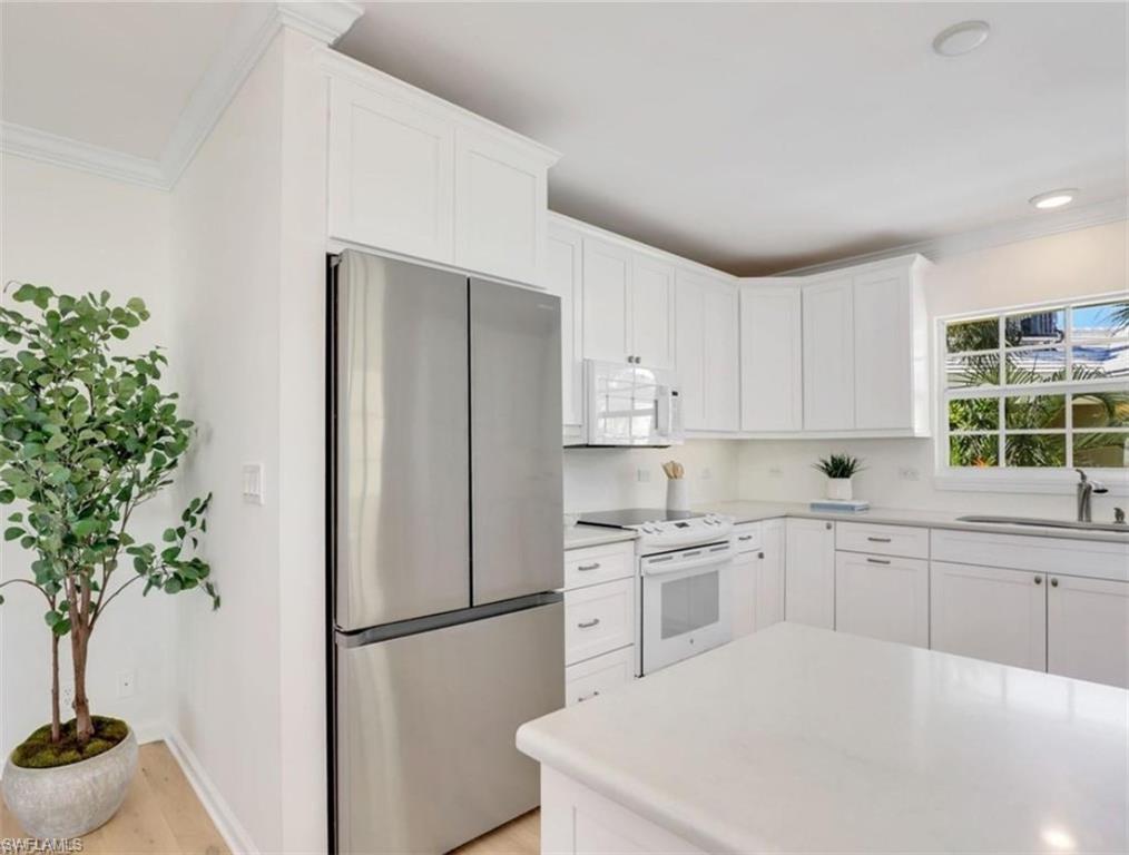 2601 Gulf Shore BLVD N # 34