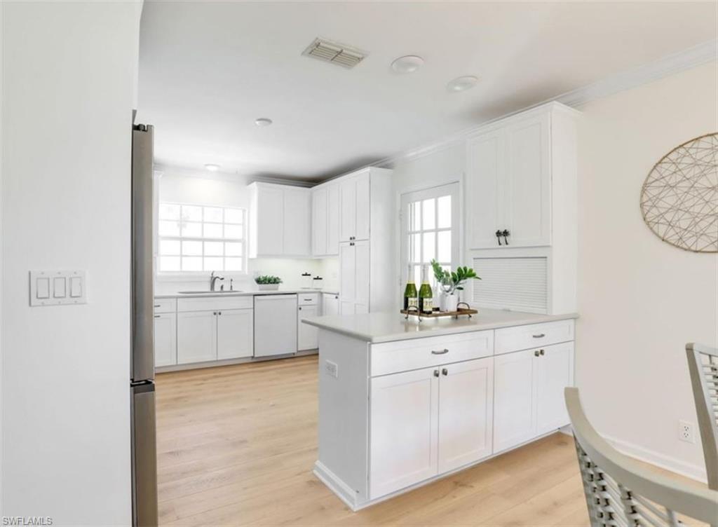 2601 Gulf Shore BLVD N # 34