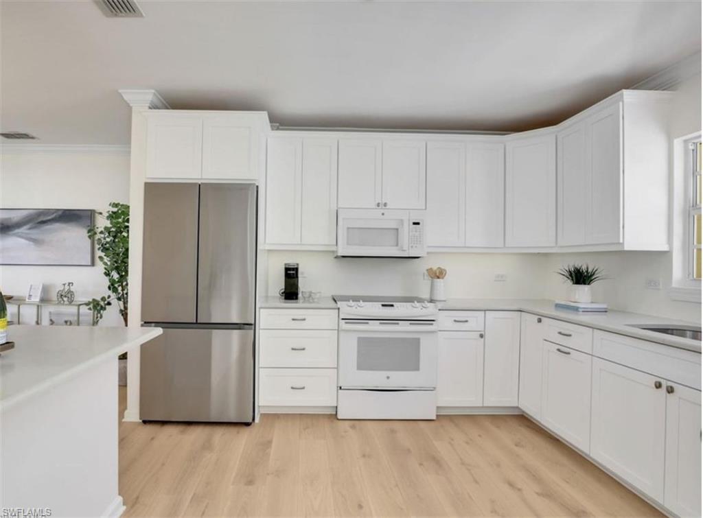 2601 Gulf Shore BLVD N # 34
