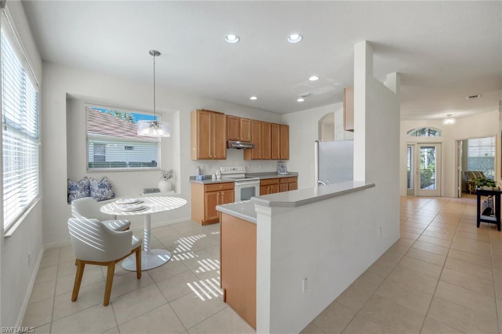 6086 Highwood Park LN