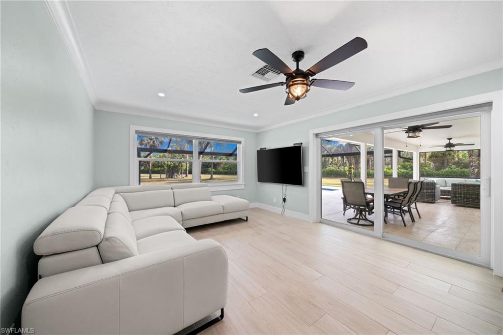 5015 Mahogany Ridge DR