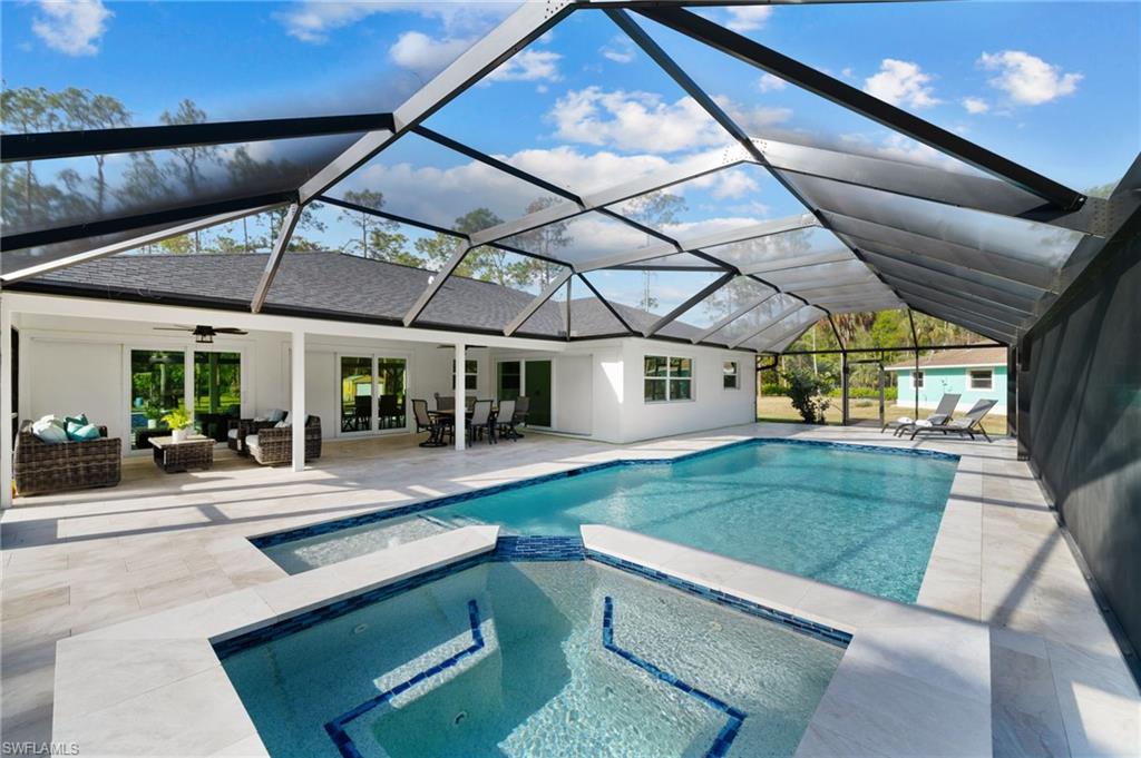 5015 Mahogany Ridge DR