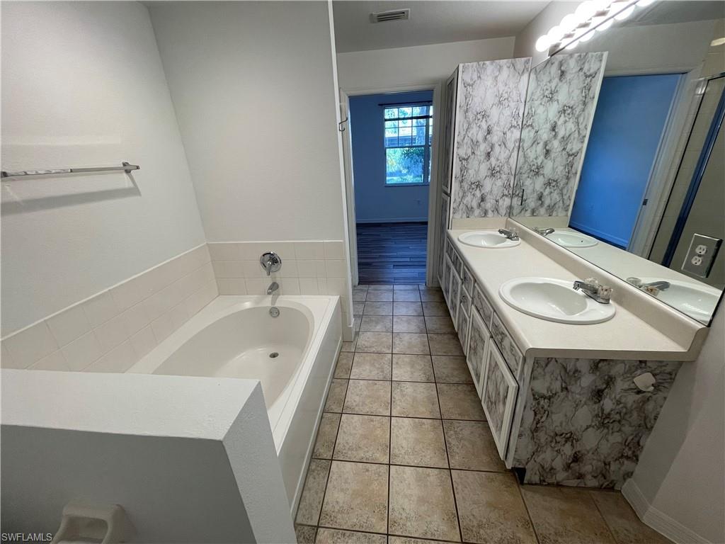 7915 Preserve CIR 217