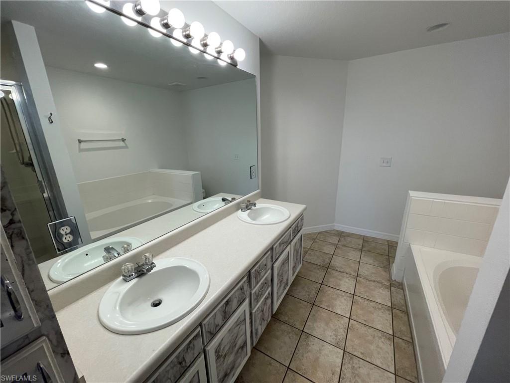 7915 Preserve CIR 217