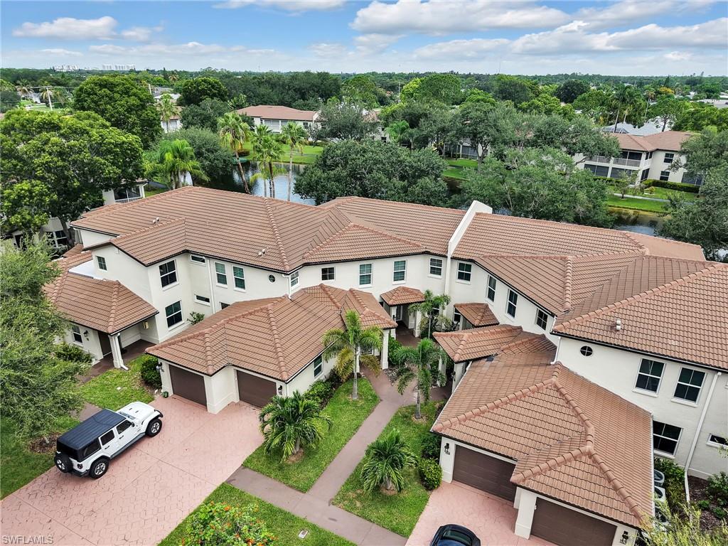 1100 Diamond CIR 1104