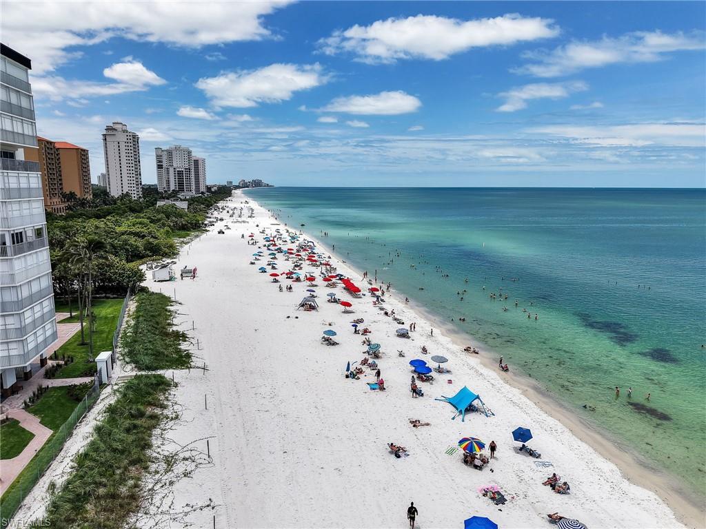 1100 Diamond CIR 1104