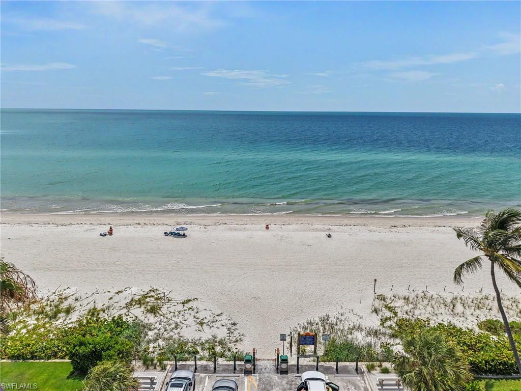 1100 Diamond CIR 1104