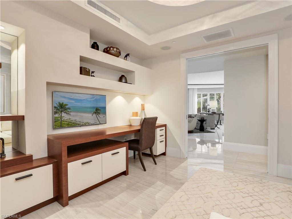 13665 Vanderbilt DR 301