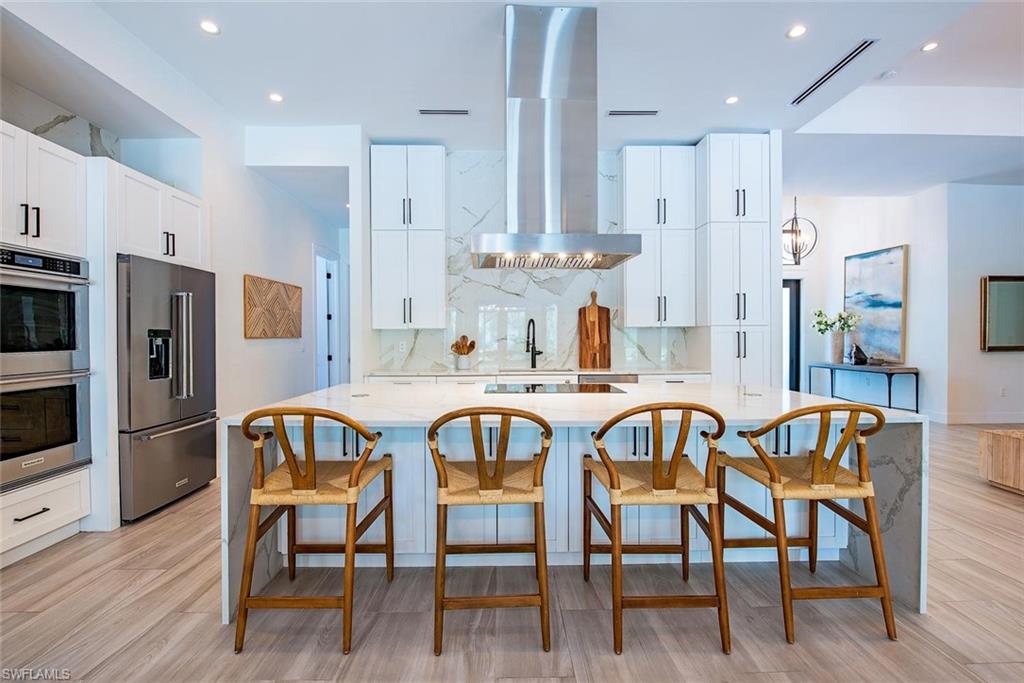 12 35th AVE NW