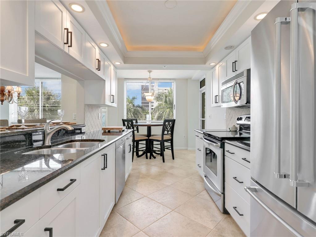 25 Bluebill AVE 204