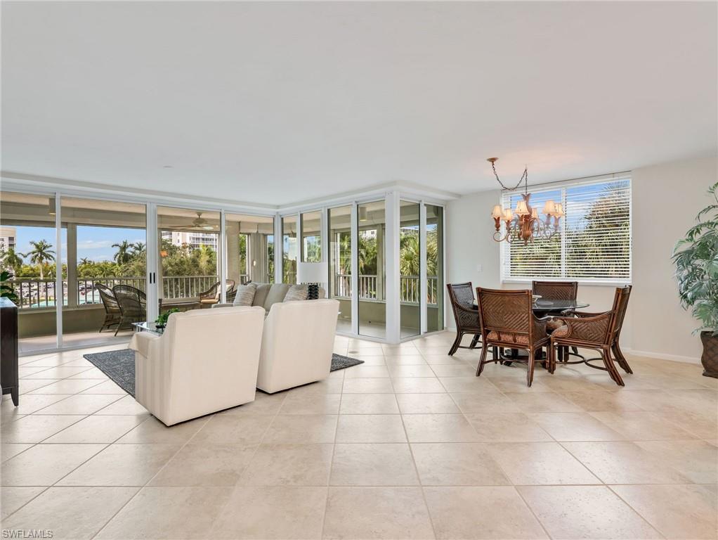 25 Bluebill AVE 204