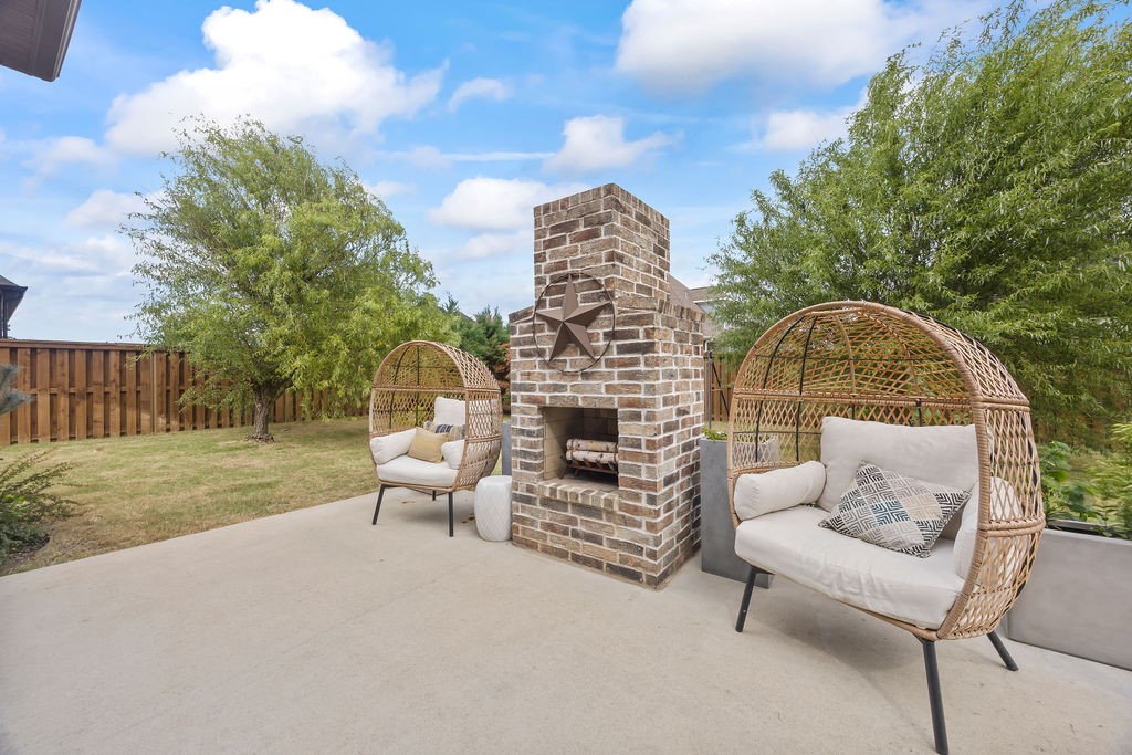8605 W Birdsong Lane