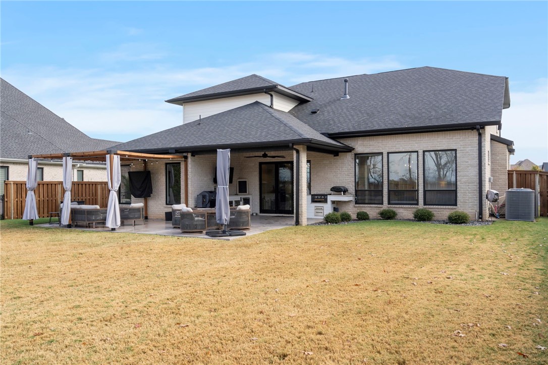 4404 S 87th Place