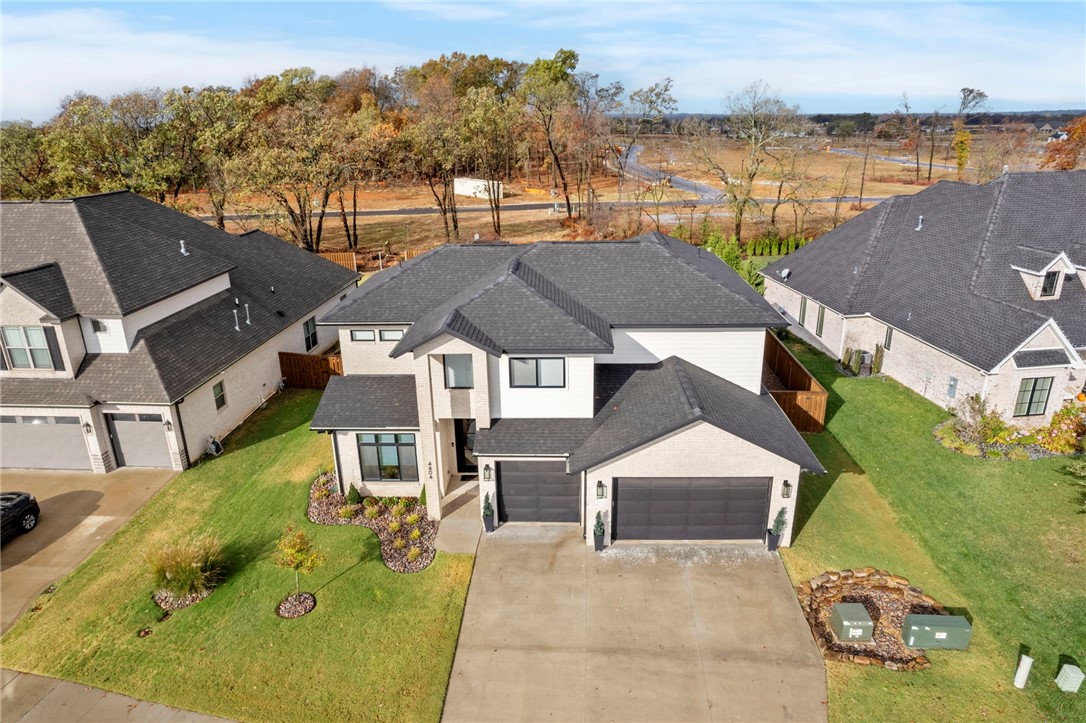 4404 S 87th Place
