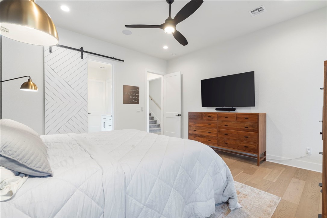4404 S 87th Place
