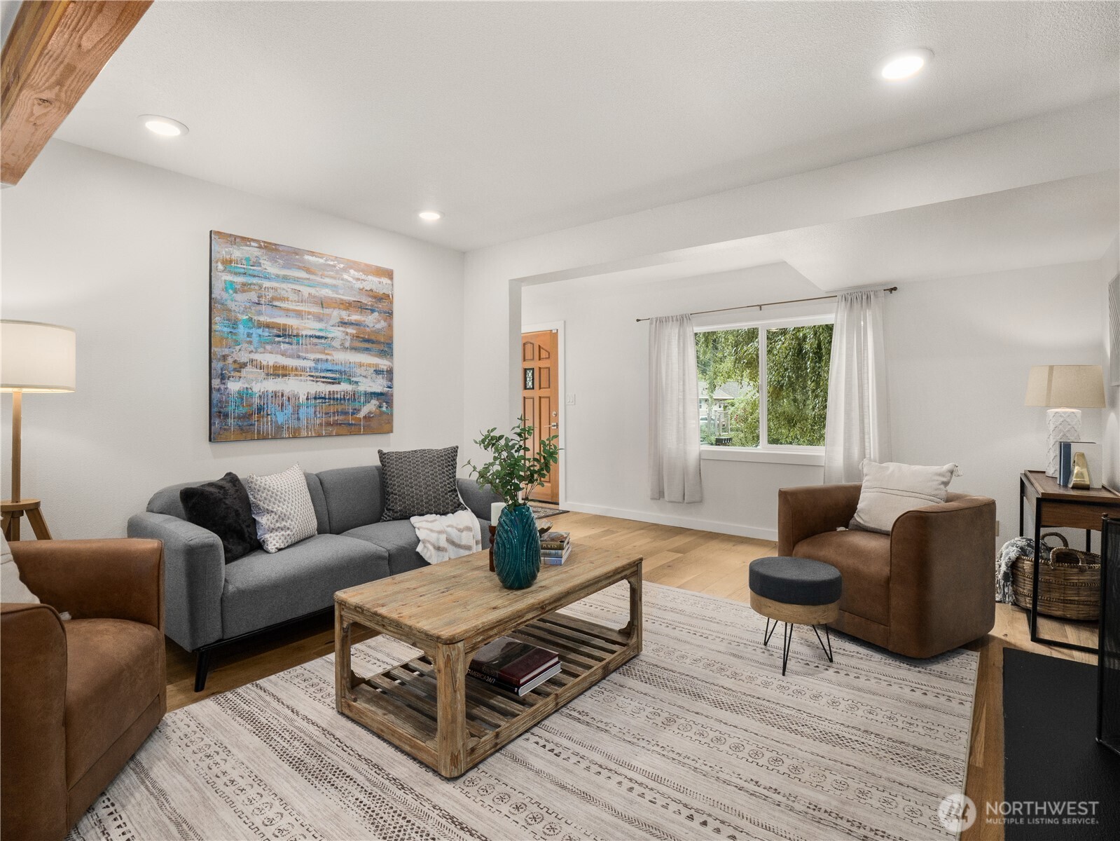 4832 S Graham Street