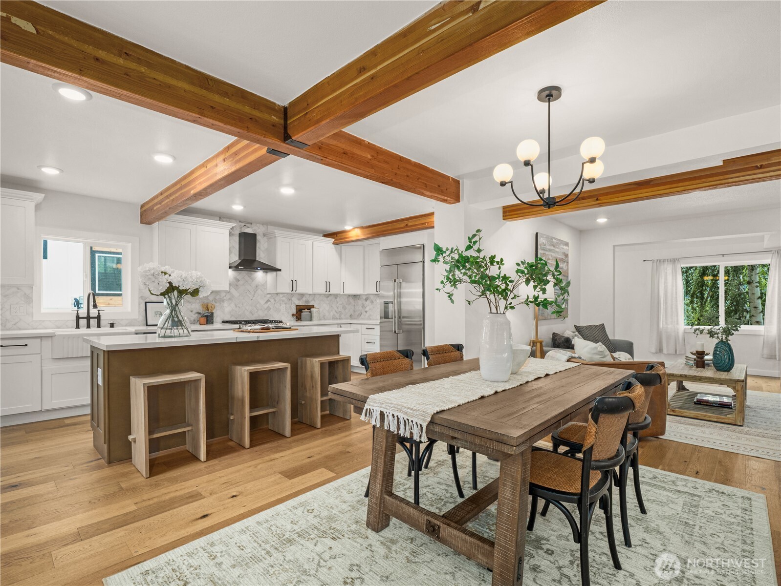 4832 S Graham Street