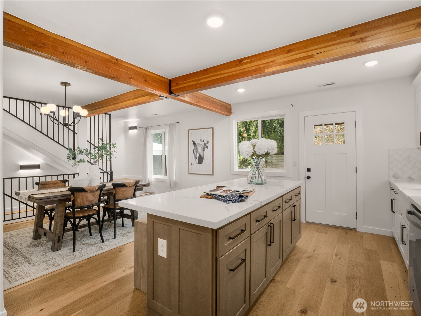 4832 S Graham Street