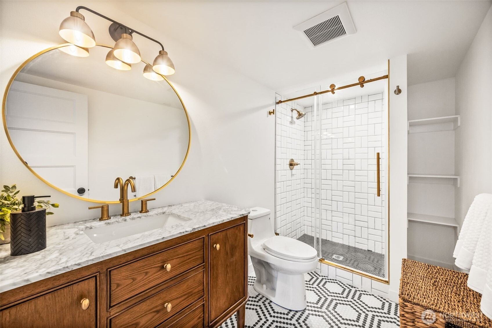 6225 122nd Avenue SE