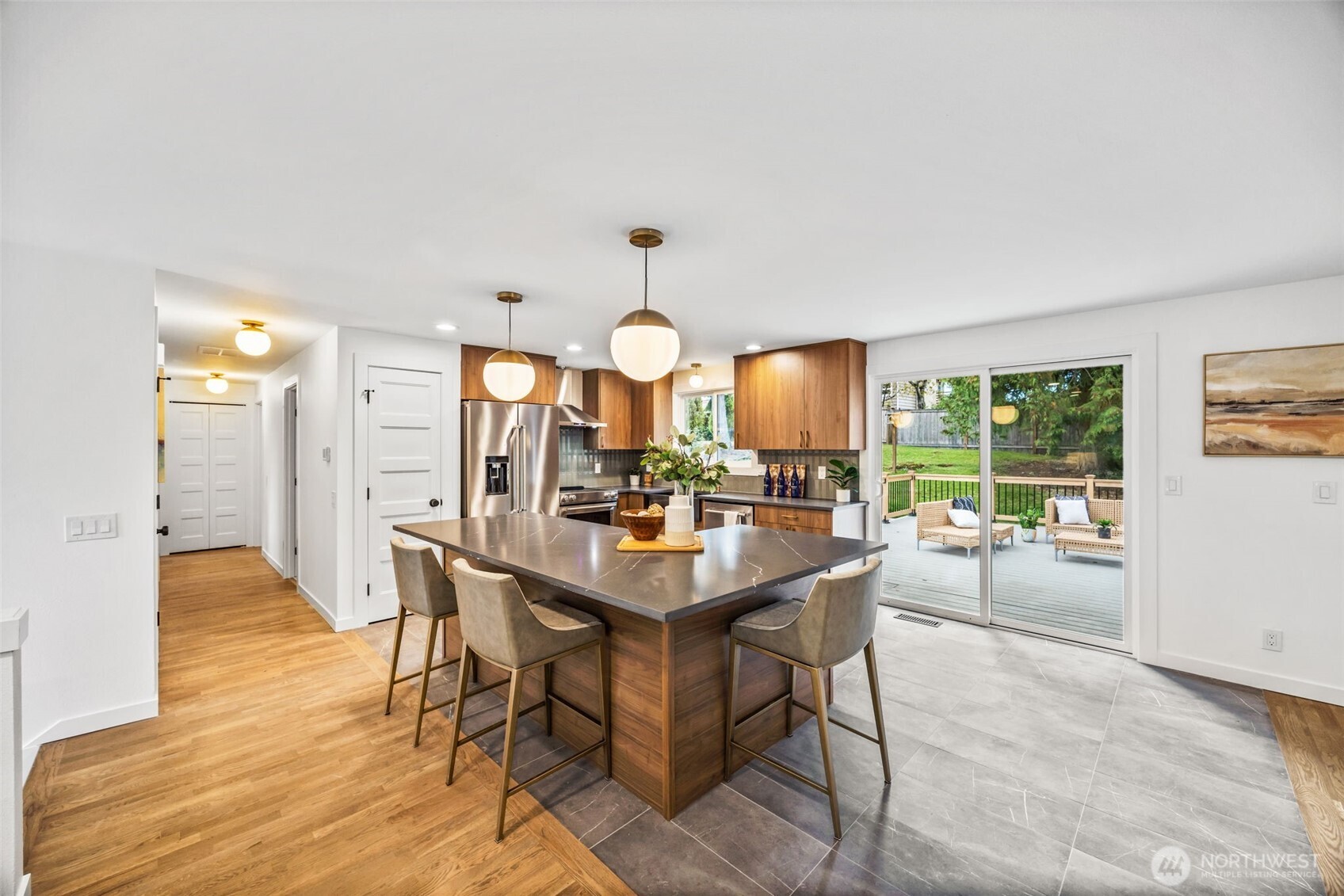 6225 122nd Avenue SE