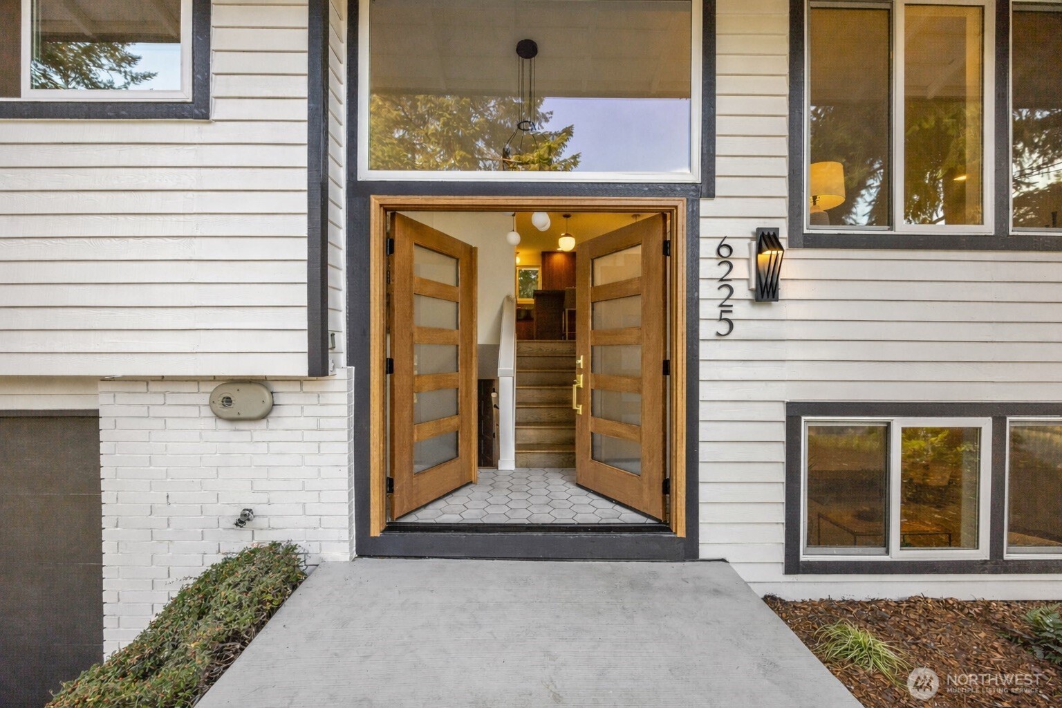 6225 122nd Avenue SE