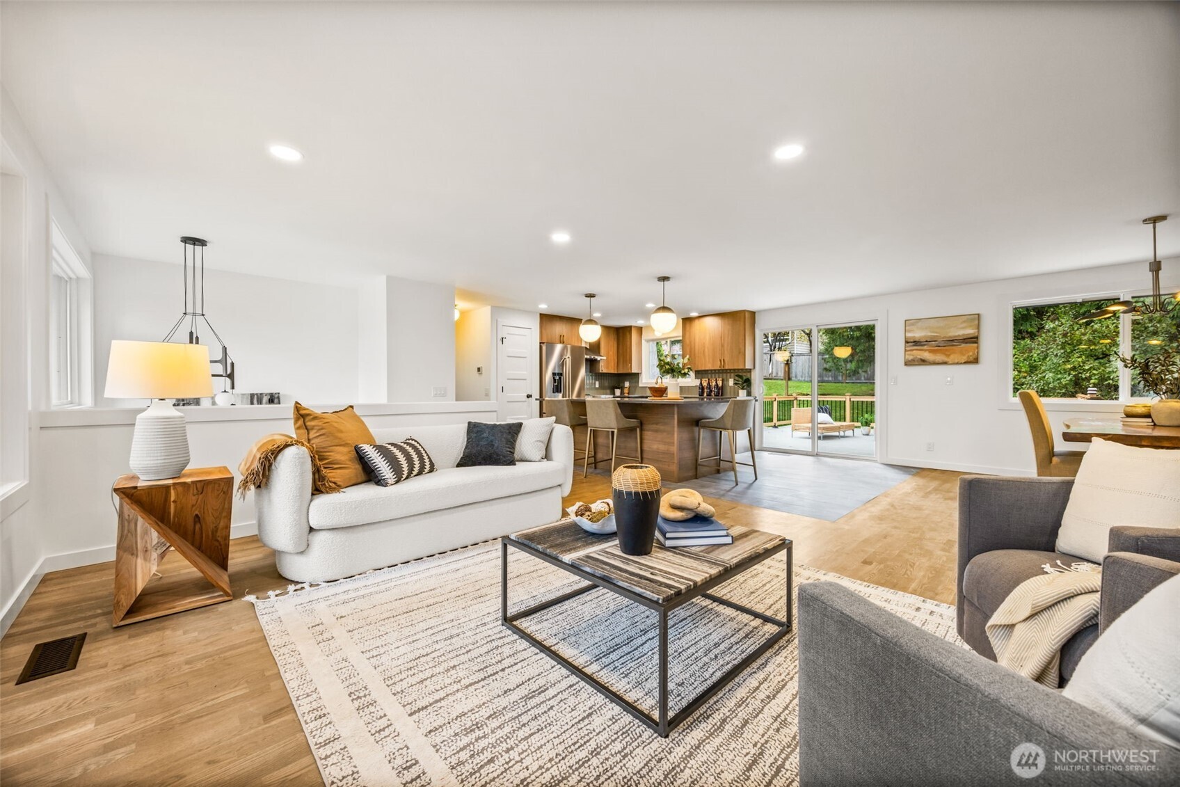 6225 122nd Avenue SE