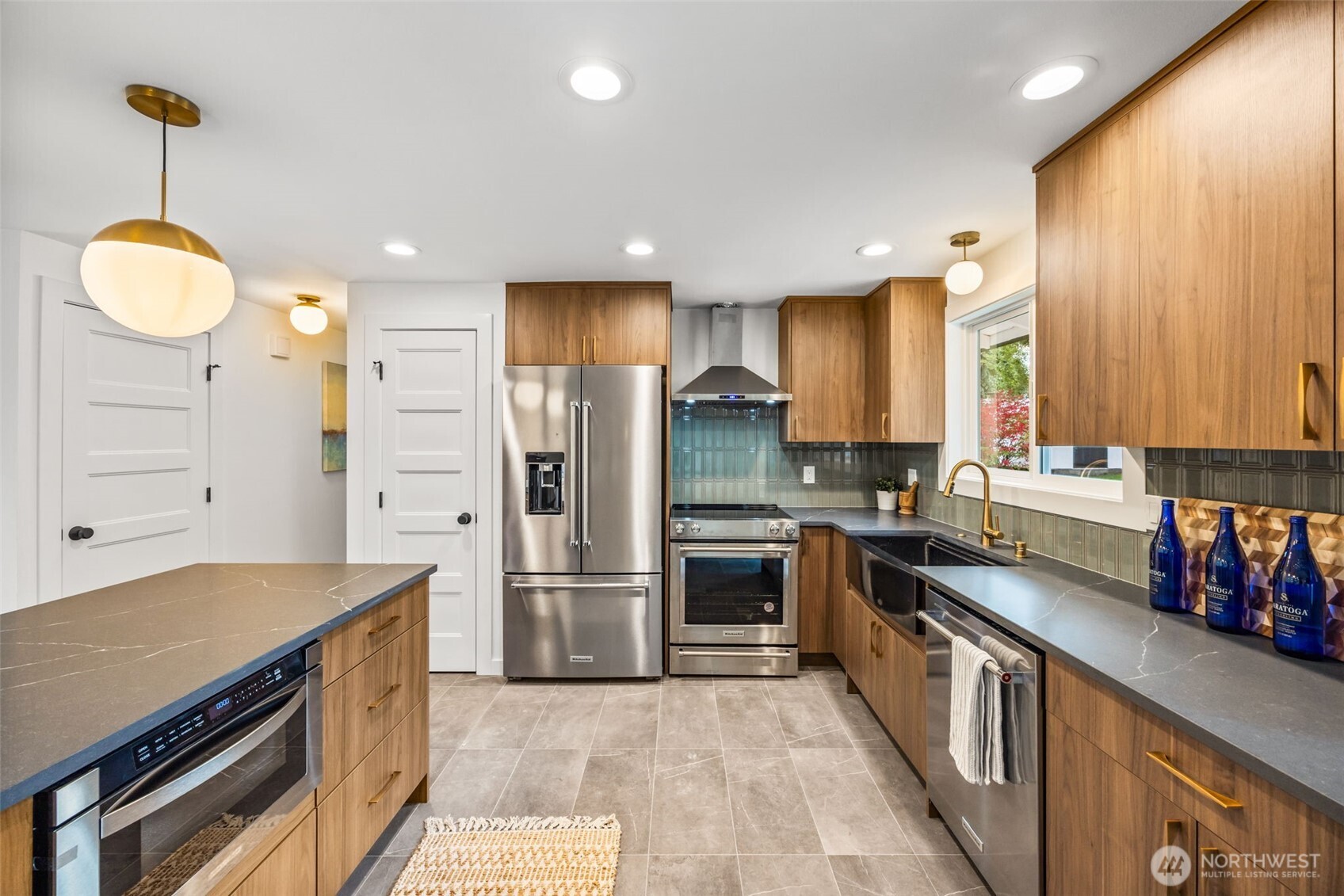 6225 122nd Avenue SE