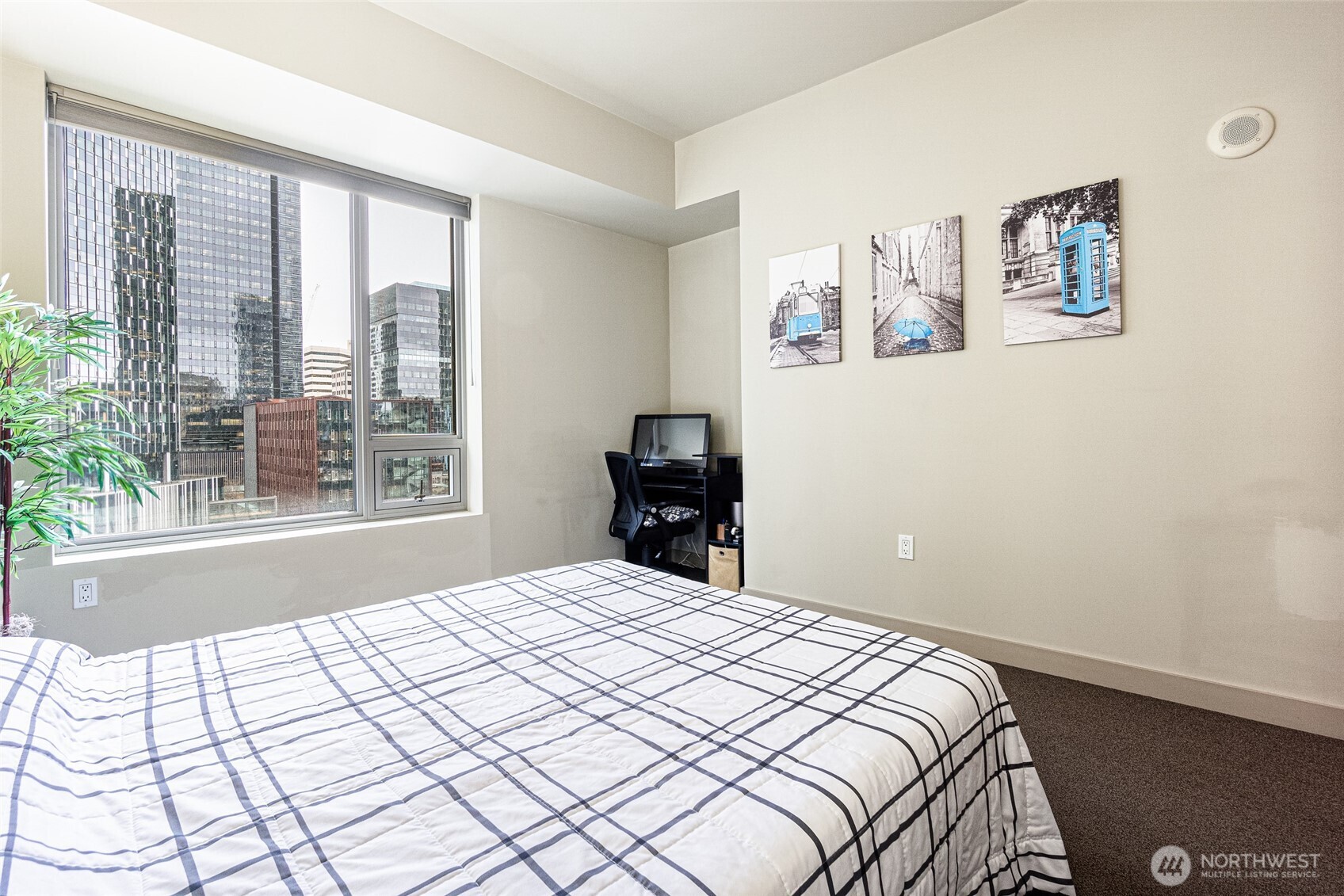 900 Lenora Street Unit: 804