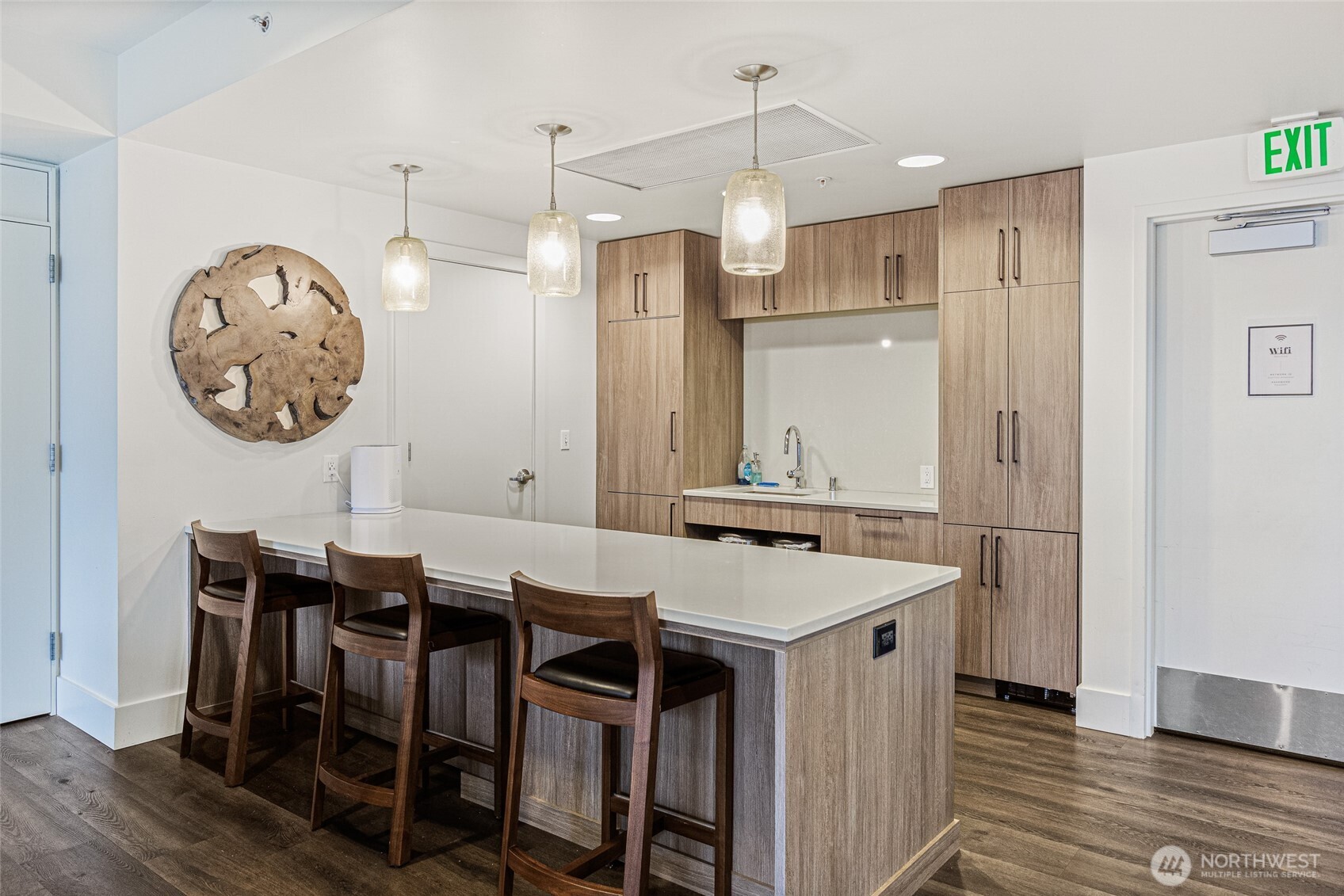 900 Lenora Street Unit: 804