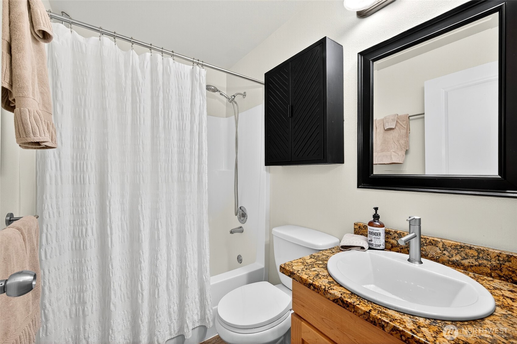 8615 238th Street SW Unit: B101