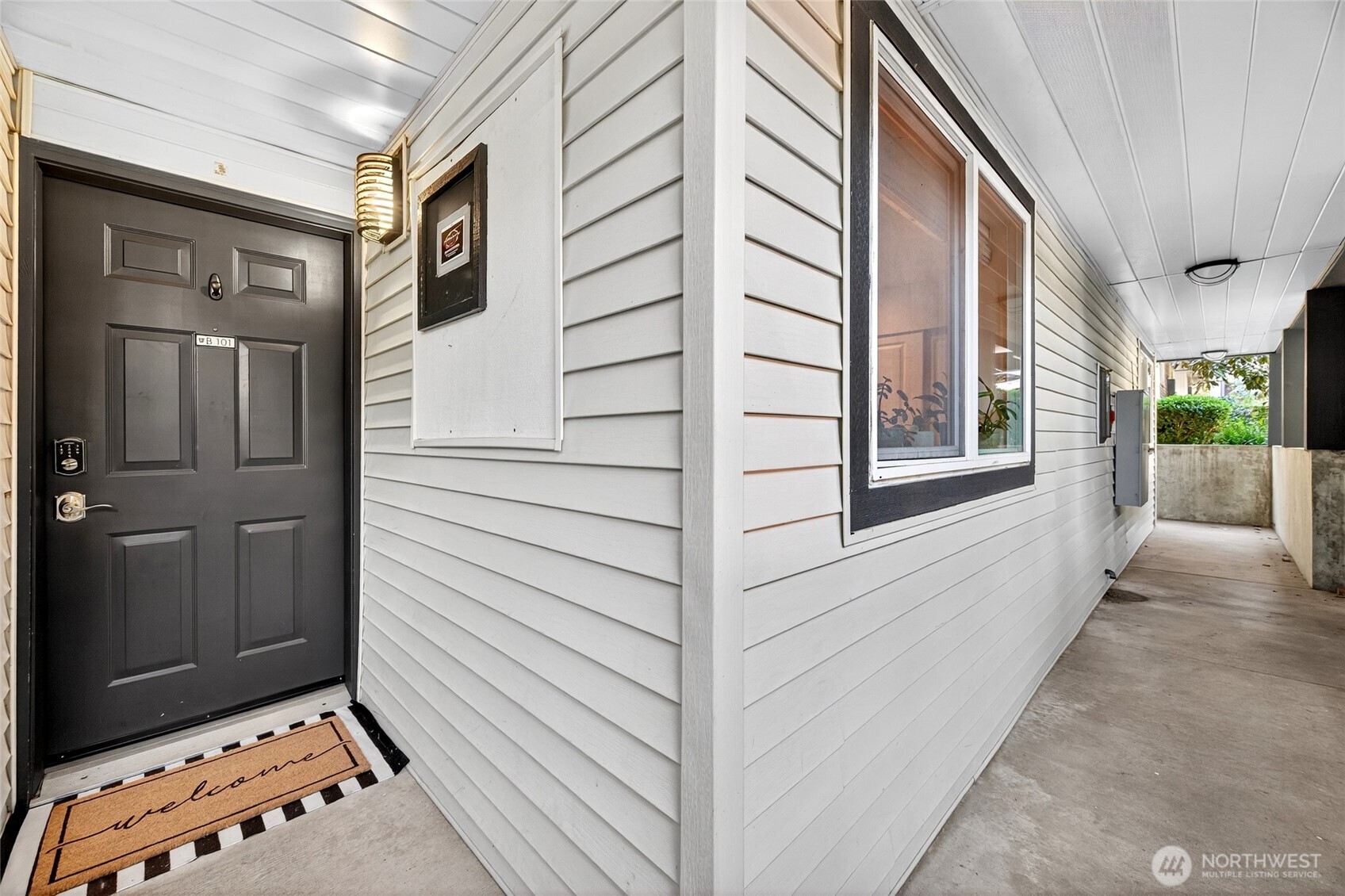 8615 238th Street SW Unit: B101