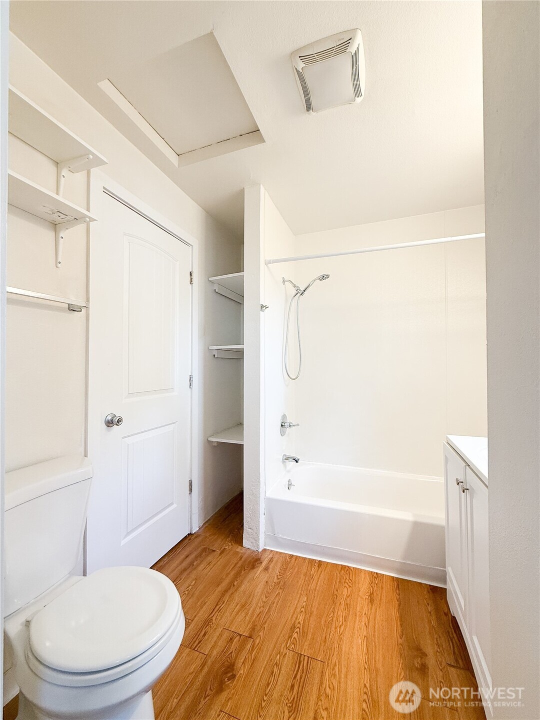 11806 Glendale Way S Unit: AB&C