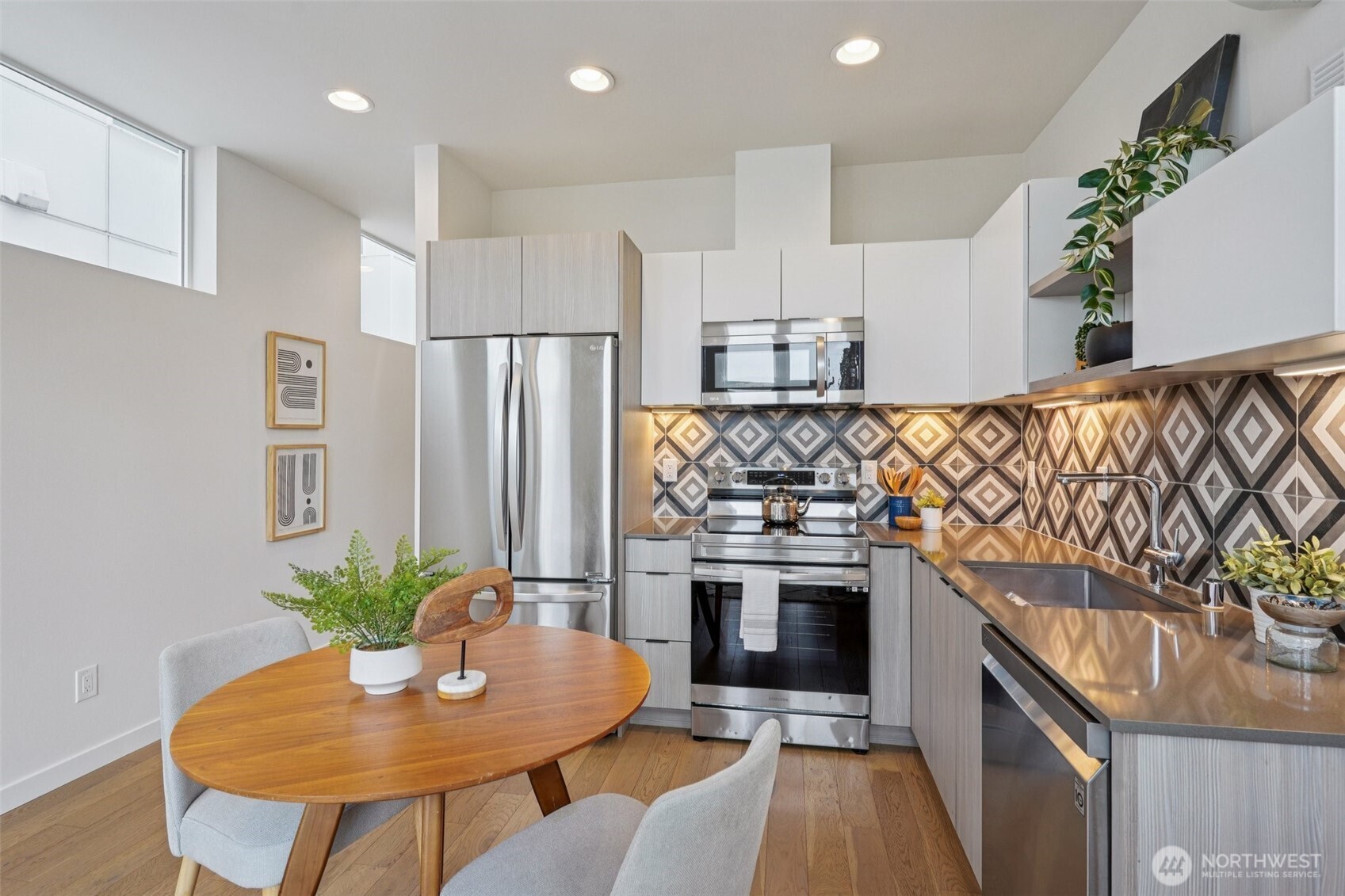 1723 S Forest Street