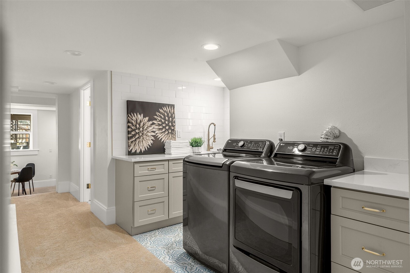 3113 E Cherry Street