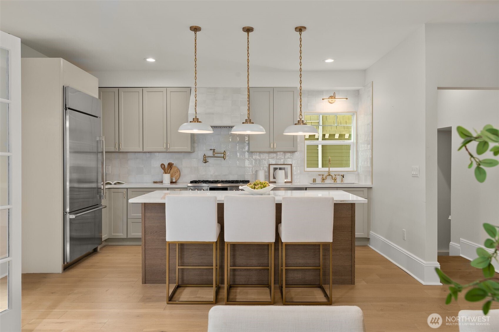 3113 E Cherry Street