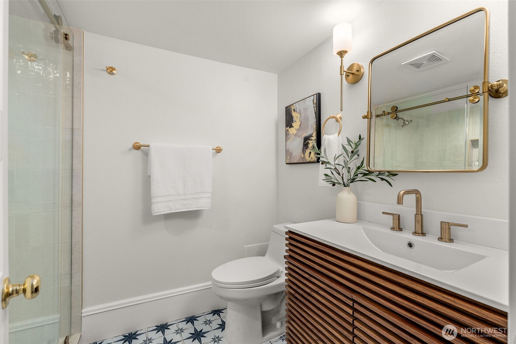 3113 E Cherry Street