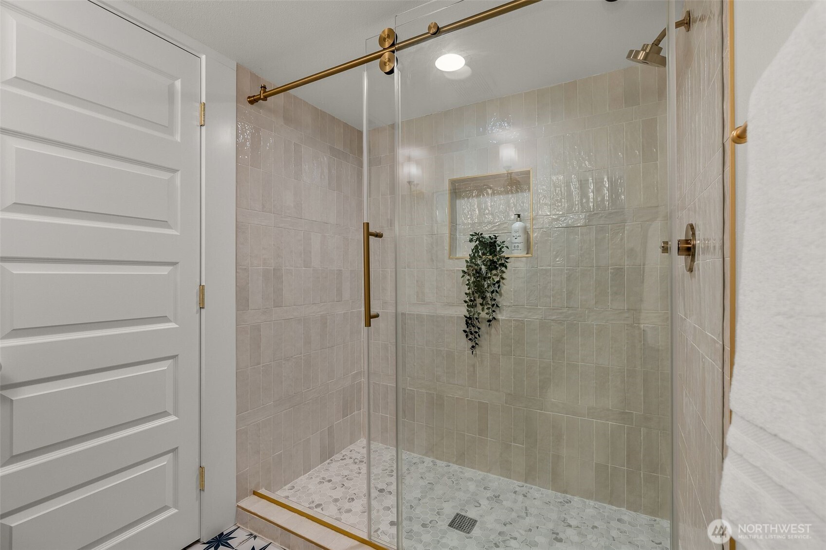 3113 E Cherry Street