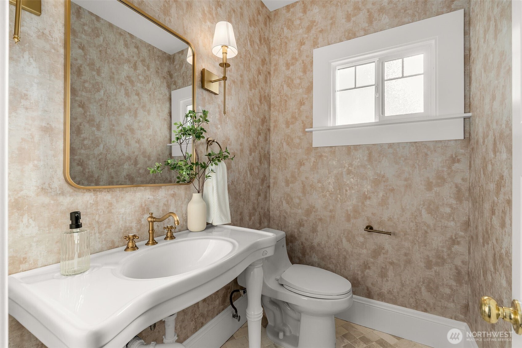 3113 E Cherry Street