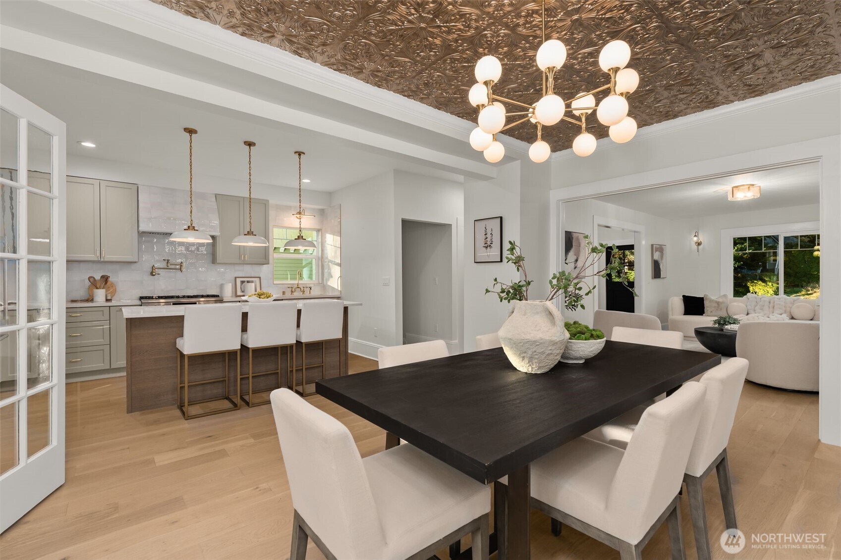 3113 E Cherry Street