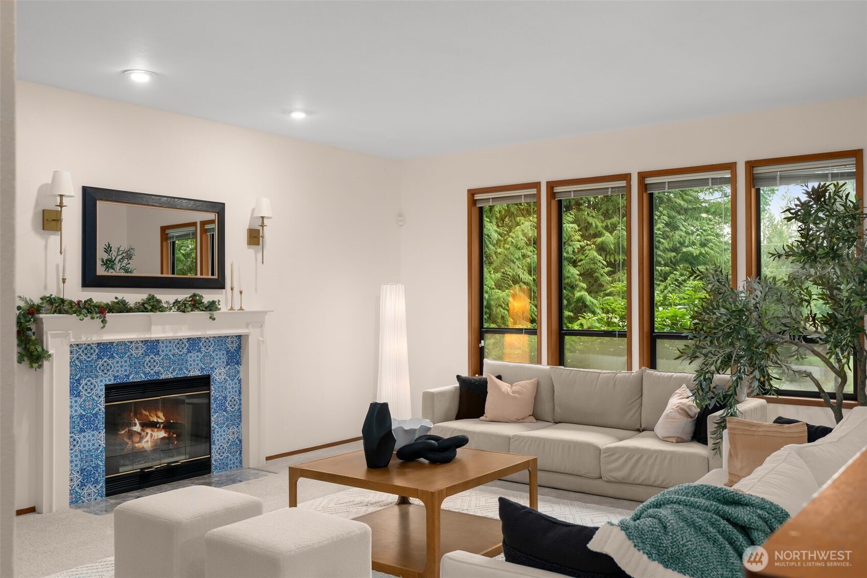 18557 W Lake Desire Drive SE