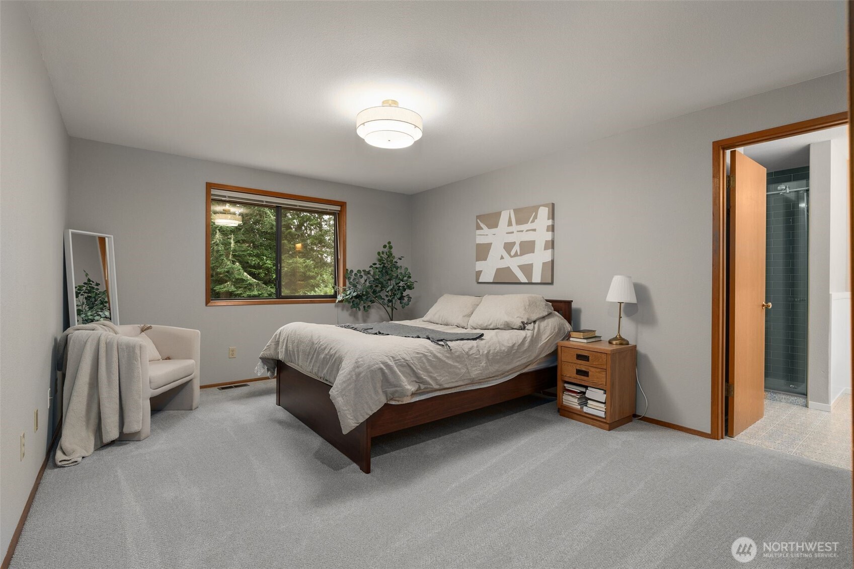 18557 W Lake Desire Drive SE