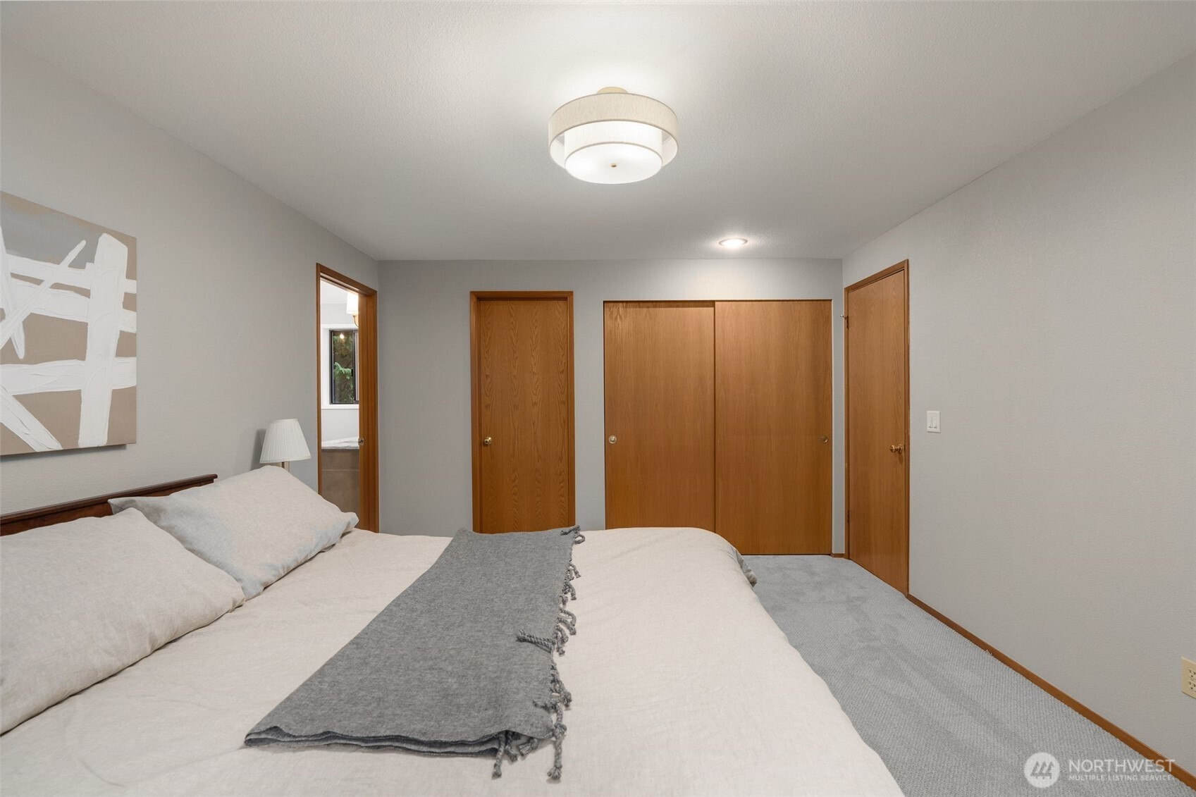 18557 W Lake Desire Drive SE