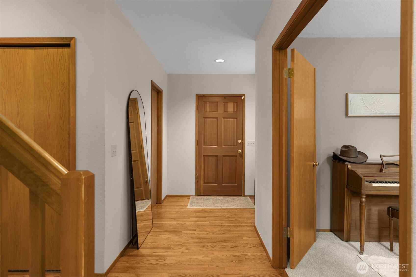 18557 W Lake Desire Drive SE