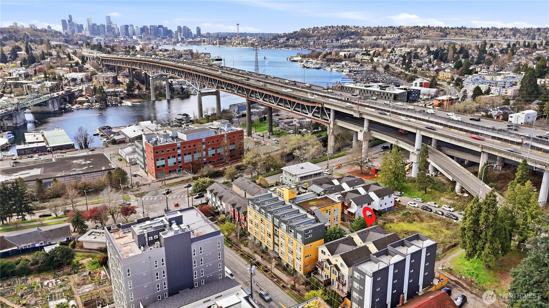 4037 7th Avenue NE Unit: A